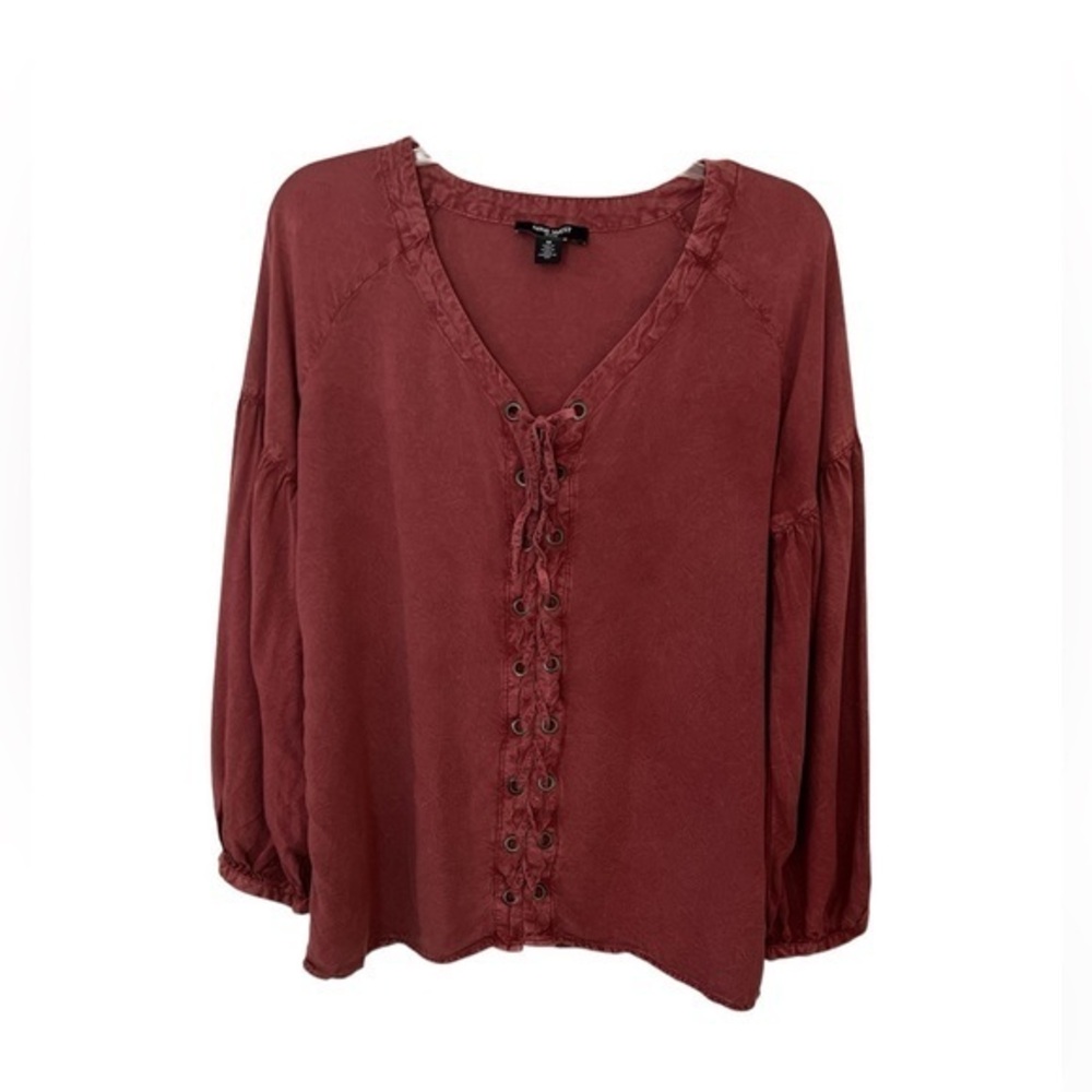 Nine West Jeans faded ling sleeve top, Medium